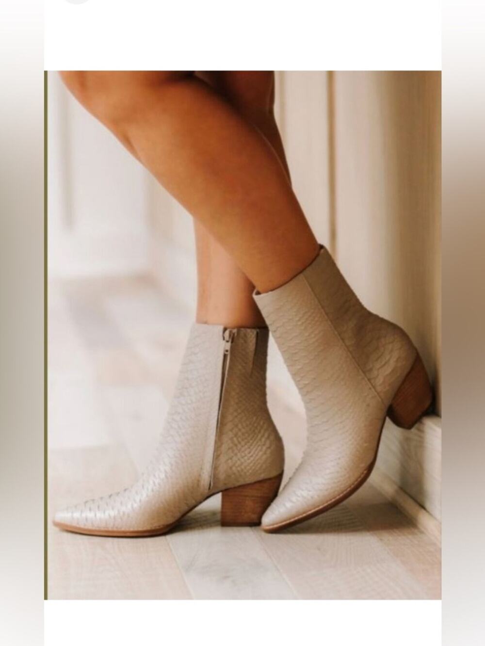 Matisse Caty Ankle Boots Ivory Snake Embossed Leather Booties Sz 8.5